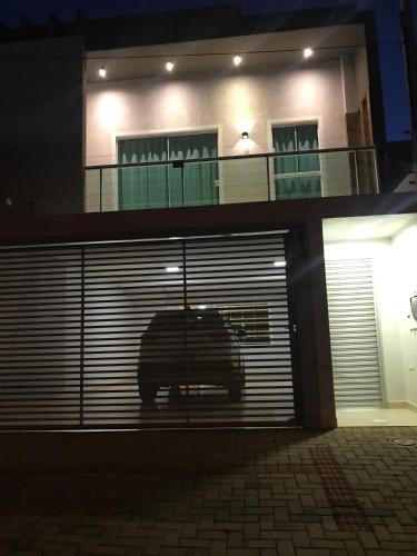Parque Sao Paulo House | Sobrado casa de alto padrão, ar condicionado em todos os cômodos, aquecimento à gás, com piscina aquecida e área de festas - para o Show Rural 2026, fácil acesso a Rodovia 277