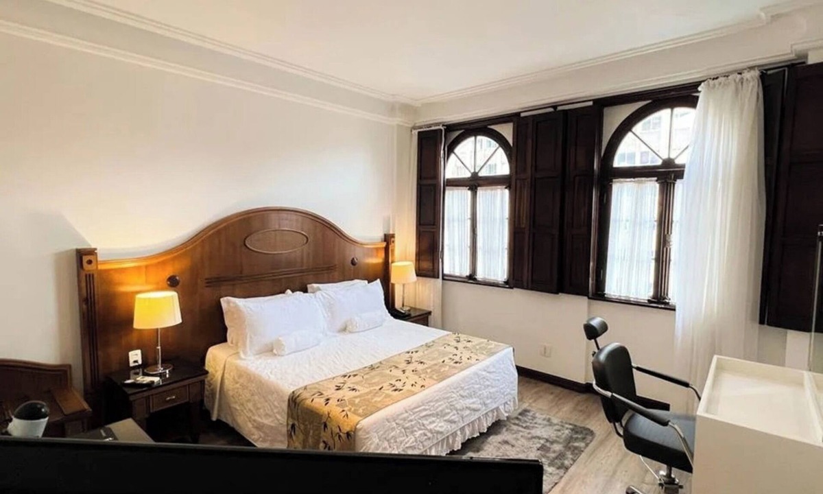 Matriz Hotel | Stay Close to Oscar Niemeyer Museum in an Intimate and Romantic Suite