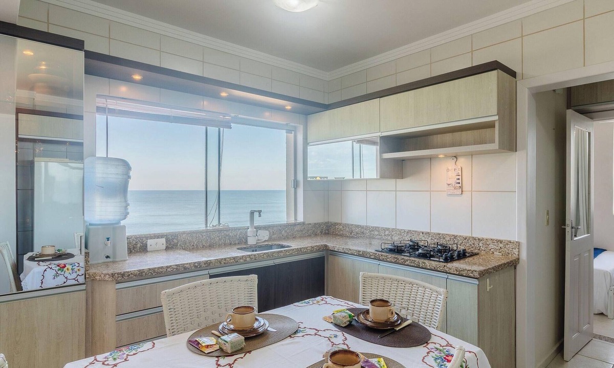 Barra Velha Apartment | Stay With an Ocean View! Elg0071