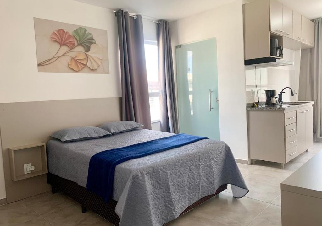 Barbacena Apartment | Studio moderno com cozinha completa e Wi-Fi centro