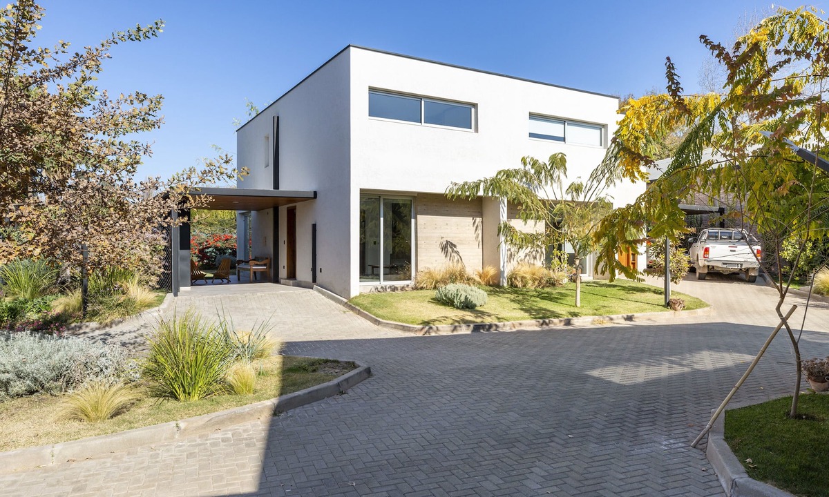 Chacras de Coria House | The Acacia Village by Vilvey Turismo