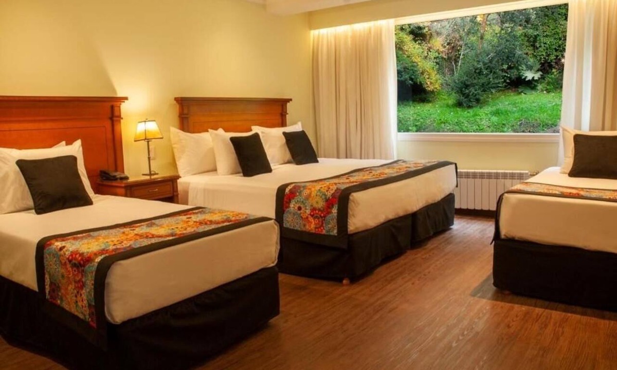 San Carlos de Bariloche Hotel | Three Garden-View Quadruple Rooms + Free Breakfast + Spa Access