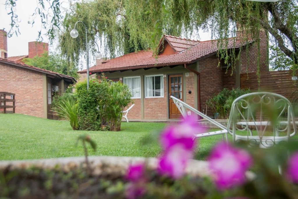 Villa Carlos Paz Cabin | Tinajas del Lago Bungalows Apart