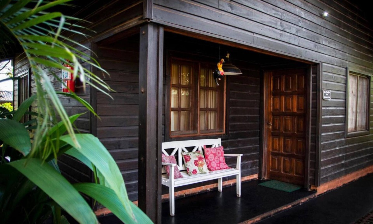 Zona Granja Cabin | Total Relaxation for 4 in Cabin with Gardens and Pool