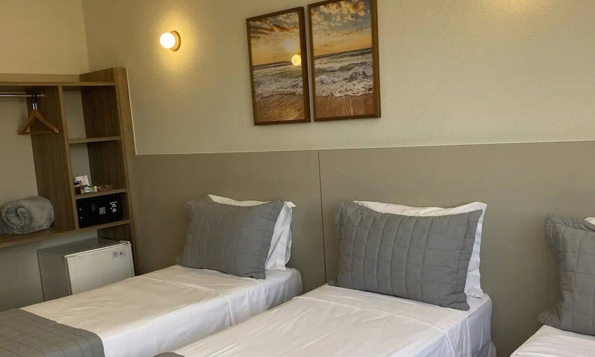 Vilas do Atlantico Hotel | Tranquil Room | Great Brazil Stay: Rooftop Terrace & Pool. 15 Mins to Airport