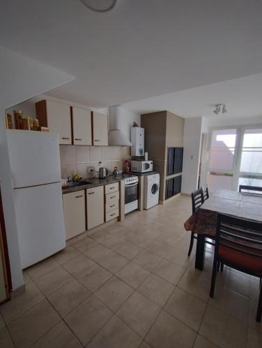 Trelew Apartment | Verde Lima