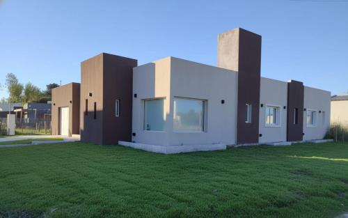 Miramar House | Villa Pi