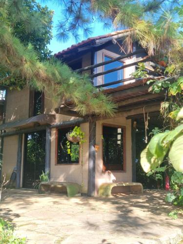 Lago Norte Ski Chalet | Vista Bella 2 HostHouse