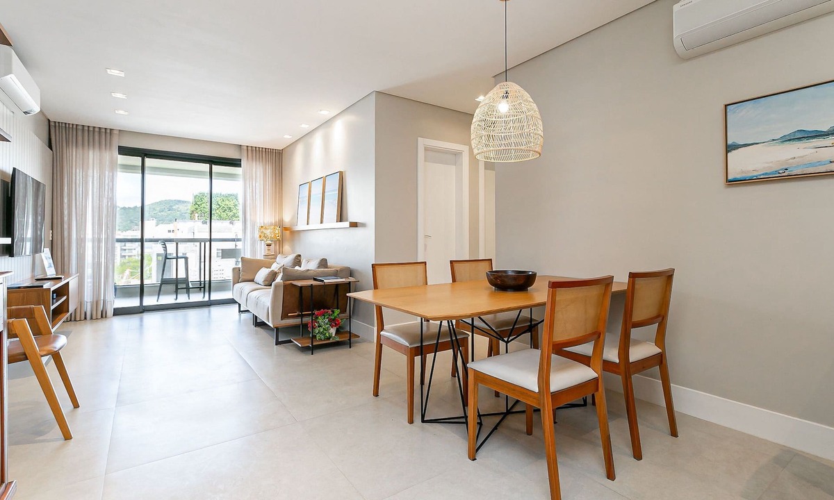 Jurere Apartment | WI-FI 350MB | 150m from Jurerê Beach #JA29
