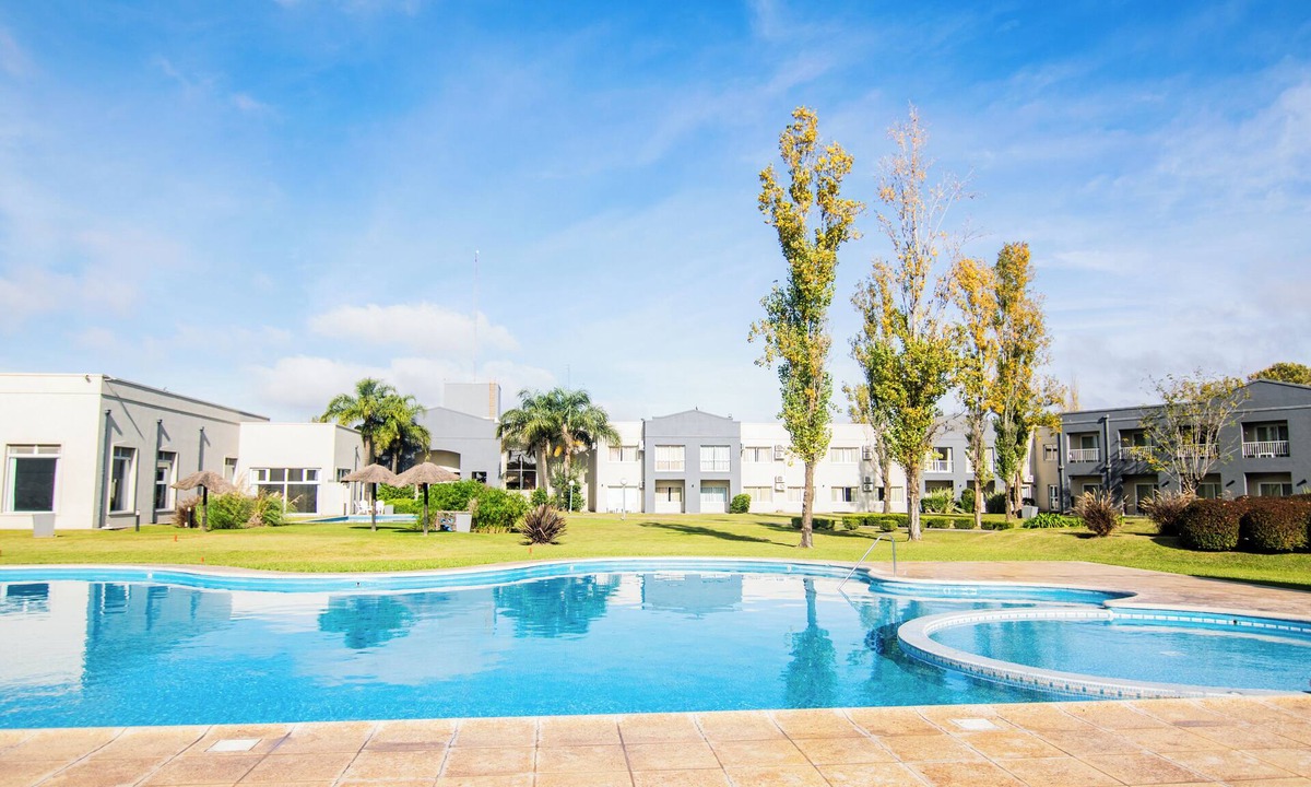 Campana Hotel | Wyndham Garden Campana