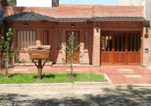 1054 Calle 33
