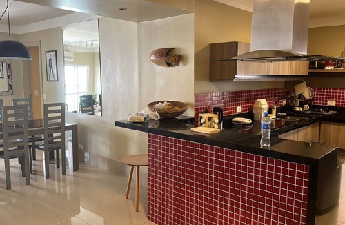 Barra Funda Apartment | Ótimo Apartamento COM AR, A 1 Quadra DA Praia DE Pitangueiras, Confortável