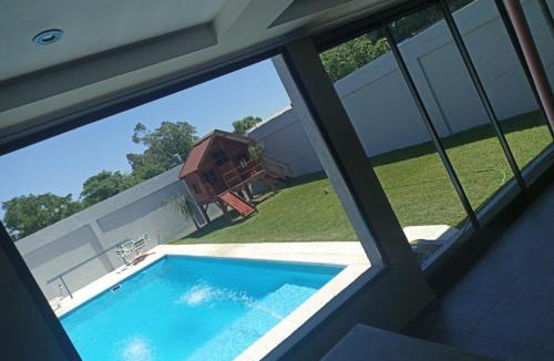Villa Ramallo Apartment | ვႷჿʇⴝꞁƂϨȢʇ Casa- Quinta con Quincho y pileta, Equipada Completa, con Cochera Doble, 3Habit 2baños, para 7 Personas, Alquiler Temporal Ramallo- San Nicolás, WHATSAP AL ვႷჿʇⴝꞁƂϨȢʇ, CONSULTAR EL PRECIO REAL PARA RESERVAR EN PRIVADO