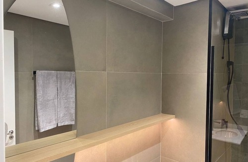 Consolacao Apartment | 1 Dorm Jacuzzi Metro Paulista Consolacao NOBA1103