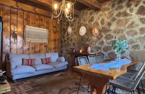 Alumine Cabin | 2-bedroom cabin in Alumine, river view, close to the center