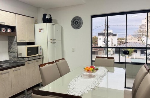 Meia Praia Apartment | 250m da praia Navegantes - 10min Beto Carrero