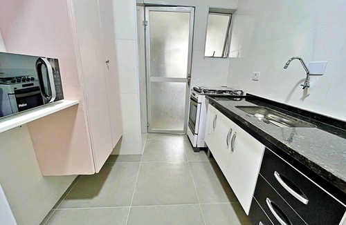 Barra Funda Apartment | 3-bedroom apartment in lovely Guaruja with WiFi