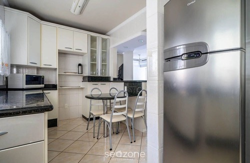 Centro Apartment | 3 Bedroom apt 100m fr/the Central Beach BC Edg401