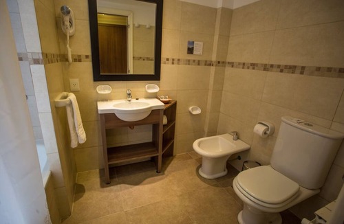 San Carlos de Bariloche Hotel | 3 Breathtaking Garden Views Near City Center & Nahuel Huapi Lake w/Breakfast