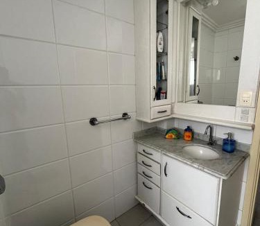 Asturias Apartment | 300m da Praia Astúrias Guarujá