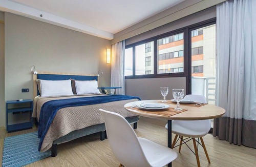 Alphaville Industrial Apartment | 304BPrime - Select Alpha accommodation