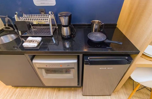 Alphaville Industrial Apartment | 306 A Stay in Alpha by Prime Short Stay
