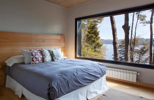 Villa Catedral House | 4 bedroom modern lake house with stunning views