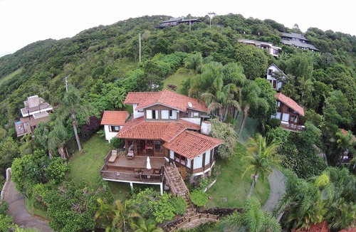Centro House | 5 fully equipped houses with guesthouse services and varying capacities.