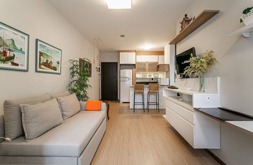 Jurere Apartment | 50m to Beach | Open Shopping | Dining #JA42