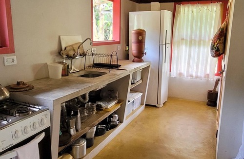 Ponte Branca House | A haven with a paradisiacal river in the backyard.