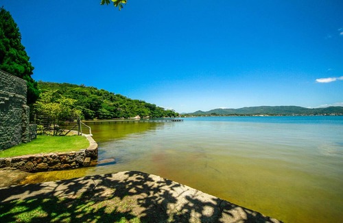 Florianopolis House | A Home in Paradise. Praia Mole Waterfront