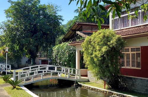 Parque Santo Antonio House | A paradise among mountains, 1 hour from Rio, for up to 60 people.