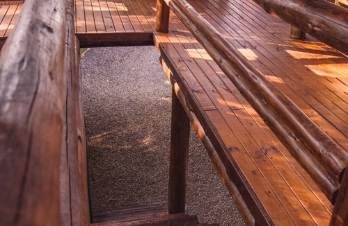 Mampituba House | A property with a cabin and birdsong.