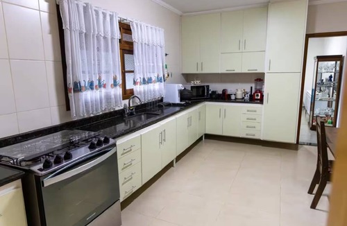 Serra Negra Cottage | Accommodation in the Mountains - Jacuzzi, Leisure and Comfort