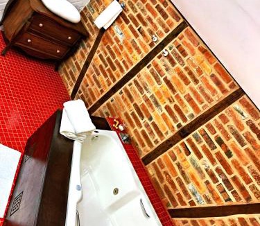 Pomeranos Ski Chalet | Aconchegante Casa de Hospedagem Enxaimel