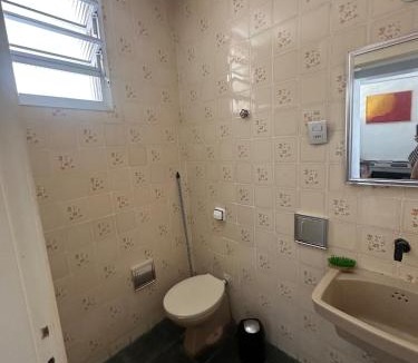 Jardim Tejereba Apartment | Aconchego a 200m da Praia da Enseada - Ótima localização