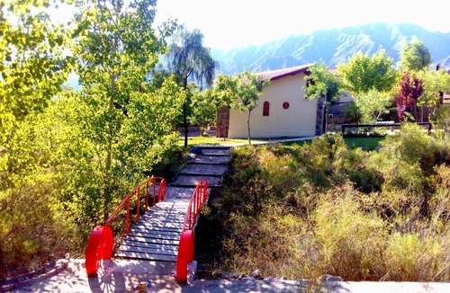 Cacheuta Hostel | Aguilas de Piedra