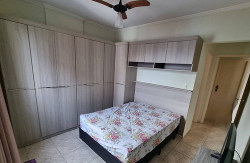 Vila Assuncao Apartment | Air Conditioned Apartment 1 and a half blocks from the Beach