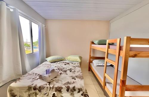 Matinhos Apartment | #AleGriaSoL&Mar# Quarto para Família/Amigos