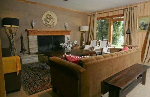 Villa Arelauquen House | Alhue - Casa en el Golf