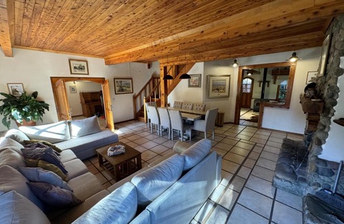 Lolog House | Alma Andina a orillas del río