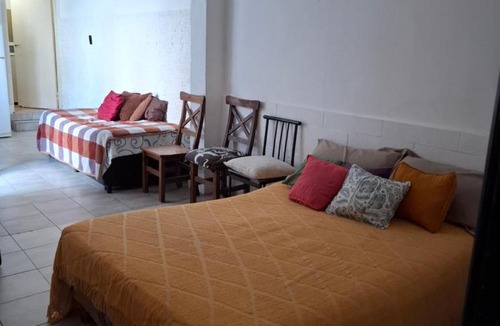 Lanus Apartment | Alojamiemto temporario en Buenos Aires Casa con Jardín Hasta 7 huéspedes