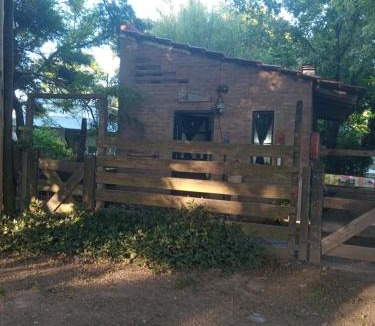 San Jose del Rincon House | Alojamiento La Sombra del Benteveo