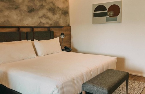 Villa General Belgrano Hotel | Alpine Luxury Suite: Near Brewery Park & Mountain Trails | Outdoor & Indoor Pool