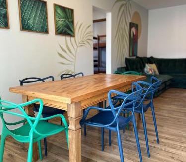 Downtown Ubatuba Apartment | Alto Padrão 2 Qts 2 Wc Piscina Wifi-SmartTV e AR
