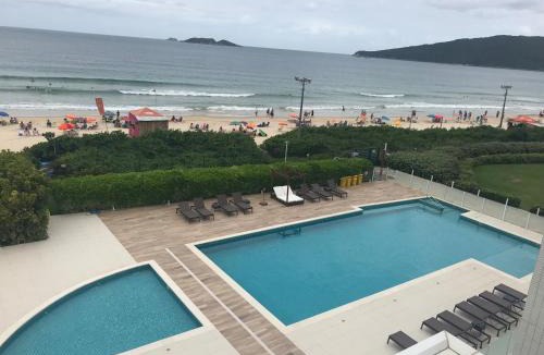 Ingleses Centro Apartment | Alto Padrão Pé na Areia