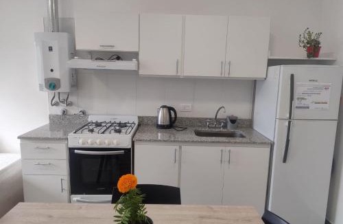 Colon Apartment | Altos deMoreno - solo familias o parejas