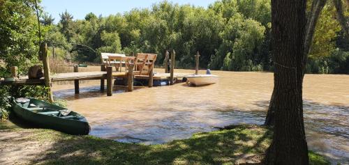 Partido de Tigre Villa | AMANU Casa Unica en el delta de Tigre a solo 5' para 30 personas