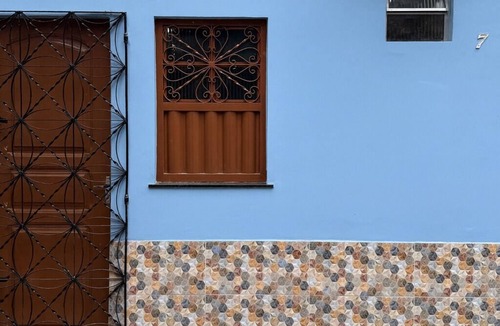 Cremacao House | AmazHost - Blue house ideal for couples with Wi-Fi