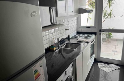 Comuna 15 Apartment | Amplio Estudio en Planta Baja con Seguridad